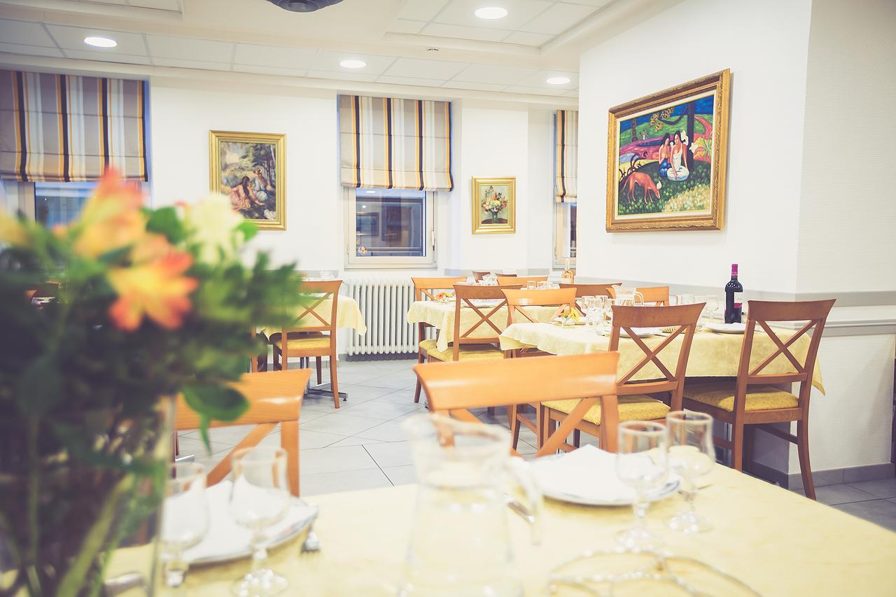 לורדה Hotel Notre Dame De France מראה חיצוני תמונה